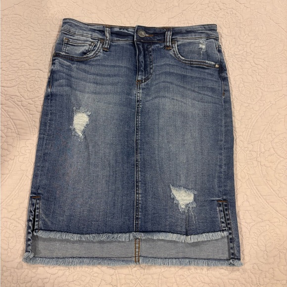 Kut from the Kloth Dresses & Skirts - Kut from the Kloth Connie Hi-Low Skirt - size 0